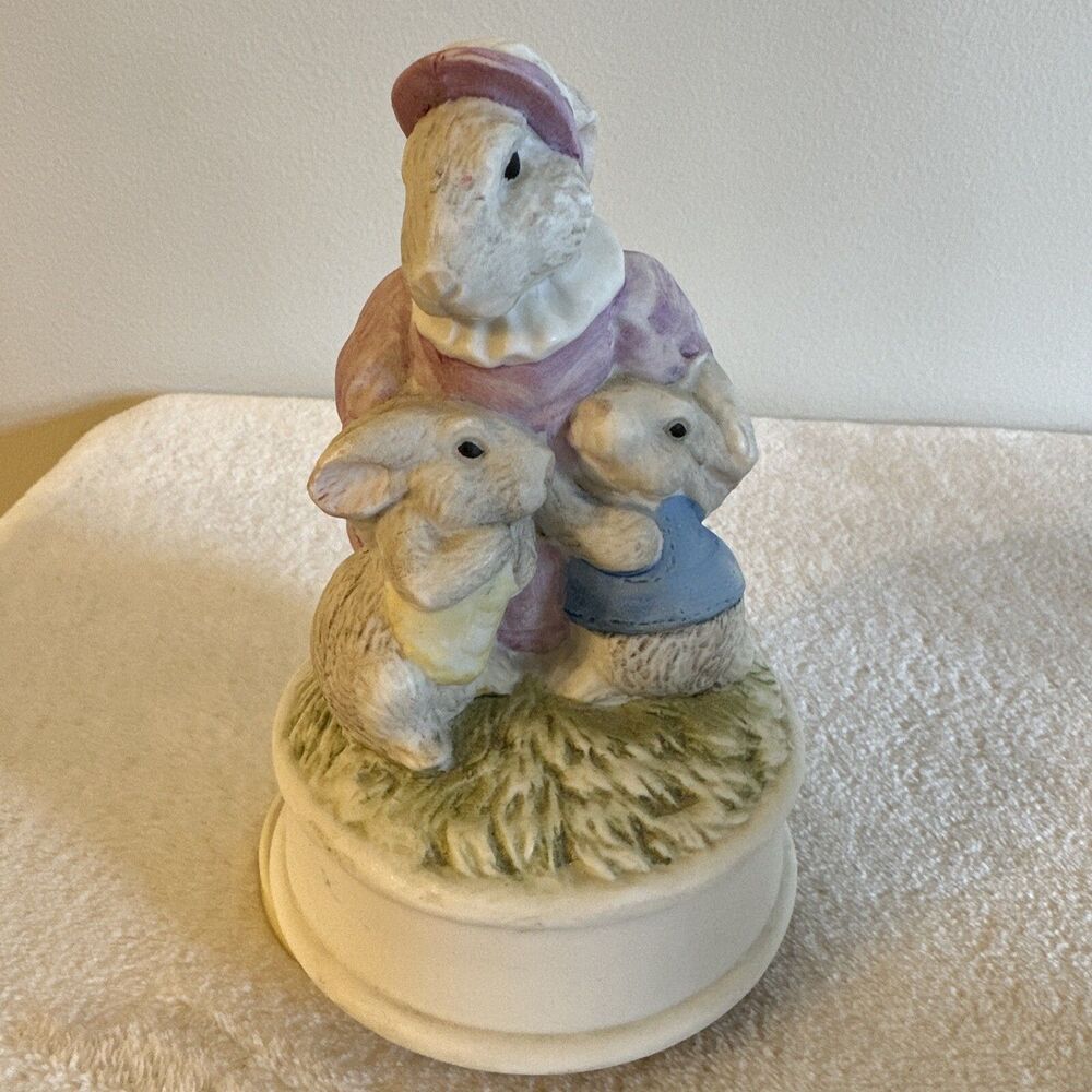 Vintage Porcelain Musical Bunny Rotating Music Box Two Baby Bunnies Easter Works